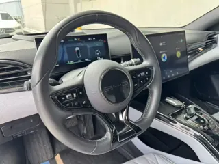 BYD Seal 2023 купить из Китая, цена 4 680 000 ₽ — Suifenhe Auto