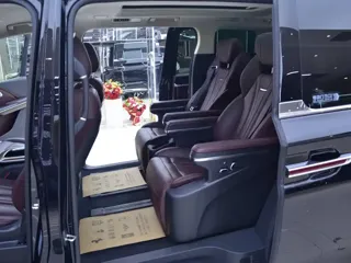 Hongqi HQ9 2024 купить из Китая, цена 4 862 000 ₽ — Suifenhe Auto