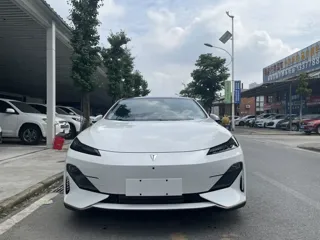 Deepal SL03 2023 купить из Китая, цена 3 269 000 ₽ — Suifenhe Auto