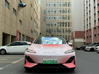 Deepal SL03 2023 купить из Китая, цена 3 468 000 ₽ — Suifenhe Auto