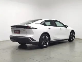Deepal SL03 2024 купить из Китая, цена 2 878 000 ₽ — Suifenhe Auto