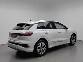 Audi Q4 e-tron 2024 купить из Китая, цена 3 386 000 ₽ — Suifenhe Auto