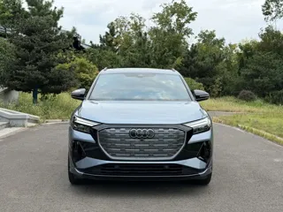 Audi Q4 e-tron 2024 купить из Китая, цена 4 685 000 ₽ — Suifenhe Auto
