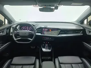 Audi Q4 e-tron 2024 купить из Китая, цена 3 751 000 ₽ — Suifenhe Auto