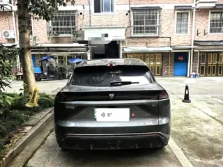 Deepal S07 2023 купить из Китая, цена 3 945 000 ₽ — Suifenhe Auto