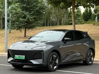 Deepal S07 2025 купить из Китая, цена 3 594 000 ₽ — Suifenhe Auto