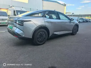 Toyota bZ3 2026 купить из Китая, цена 3 124 000 ₽ — Suifenhe Auto