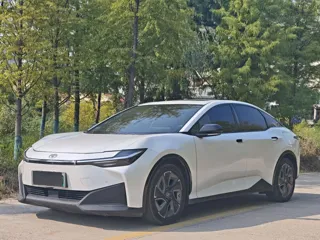 Toyota bZ3 2023