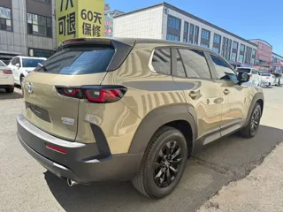 Mazda CX-50 2023 купить из Китая, цена 2 857 000 ₽ — Suifenhe Auto