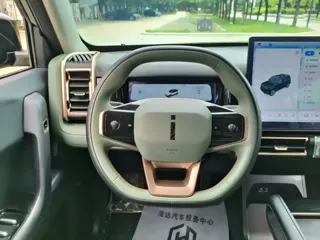 iCAR 03 2024 купить из Китая, цена 2 752 000 ₽ — Suifenhe Auto