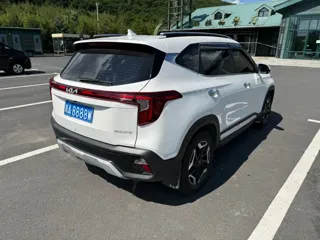 Kia Seltos 2024 купить из Китая, цена 2 512 000 ₽ — Suifenhe Auto