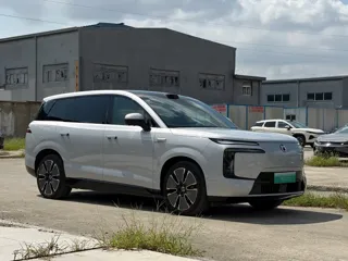 Denza N8 2025 купить из Китая, цена 8 396 000 ₽ — Suifenhe Auto