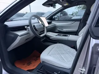 Changan Qiyuan A07 2025 купить из Китая, цена 3 160 000 ₽ — Suifenhe Auto
