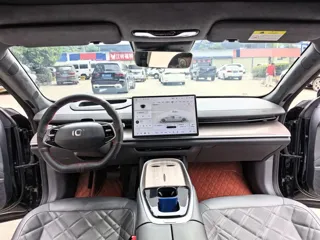Changan Qiyuan A07 2024 купить из Китая, цена 2 941 000 ₽ — Suifenhe Auto