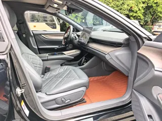 Changan Qiyuan A07 2024 купить из Китая, цена 2 941 000 ₽ — Suifenhe Auto