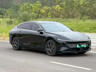 Changan Qiyuan A07 2024 купить из Китая, цена 3 160 000 ₽ — Suifenhe Auto
