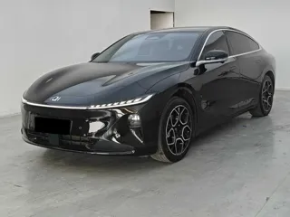 Changan Qiyuan A07 2025 купить из Китая, цена 3 390 000 ₽ — Suifenhe Auto
