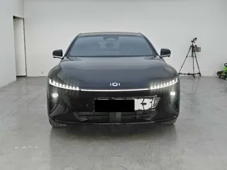 Changan Qiyuan A07 2025 купить из Китая, цена 3 390 000 ₽ — Suifenhe Auto