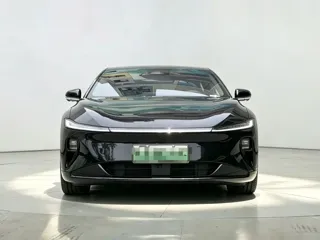 Changan Qiyuan A07 2024 купить из Китая, цена 2 950 000 ₽ — Suifenhe Auto