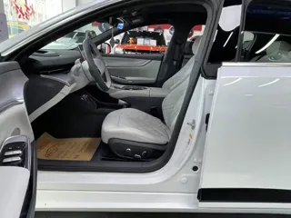 Changan Qiyuan A07 2023 купить из Китая, цена 3 564 000 ₽ — Suifenhe Auto