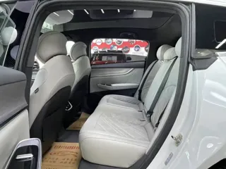 Changan Qiyuan A07 2023 купить из Китая, цена 3 564 000 ₽ — Suifenhe Auto