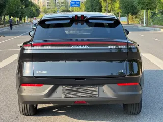 Dongfeng Aeolus L7 2026 купить из Китая, цена 3 113 000 ₽ — Suifenhe Auto