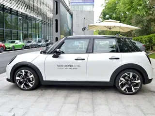 MINI COOPER 2024 купить из Китая, цена 5 516 000 ₽ — Suifenhe Auto