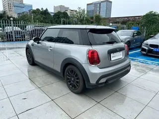 MINI COOPER 2023 купить из Китая, цена 2 005 000 ₽ — Suifenhe Auto