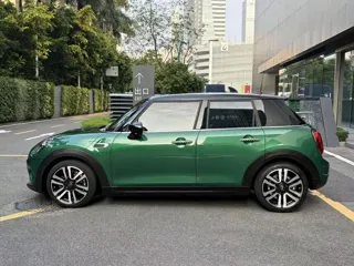 MINI COOPER 2021 купить из Китая, цена 2 212 000 ₽ — Suifenhe Auto