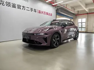 Lynk & Co 07 EM-P 2025