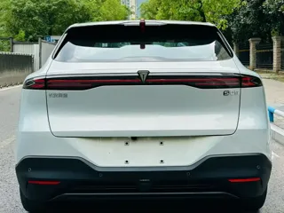 Deepal S05 2026 купить из Китая, цена 3 754 000 ₽ — Suifenhe Auto
