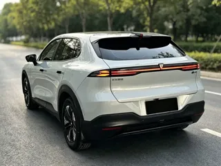 Deepal S05 2025 купить из Китая, цена 3 163 000 ₽ — Suifenhe Auto