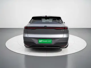 Deepal S05 2025 купить из Китая, цена 3 301 000 ₽ — Suifenhe Auto