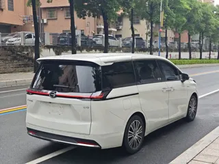 GAC Trumpchi E8 2025 купить из Китая, цена 3 918 000 ₽ — Suifenhe Auto