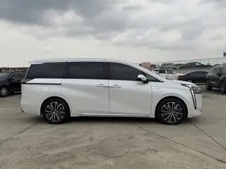 GAC Trumpchi E8 2024 купить из Китая, цена 4 319 000 ₽ — Suifenhe Auto
