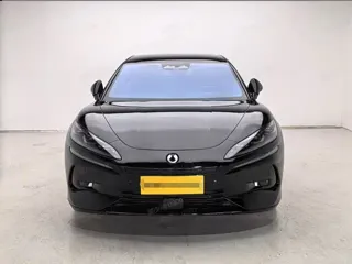 Denza Z9 2024 купить из Китая, цена 7 357 000 ₽ — Suifenhe Auto