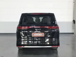 BYD Xia 2025 купить из Китая, цена 4 934 000 ₽ — Suifenhe Auto
