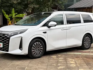 BYD Xia 2025