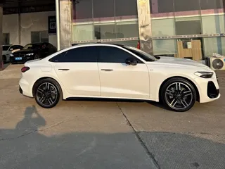 Audi A5L 2026 купить из Китая, цена 5 516 000 ₽ — Suifenhe Auto