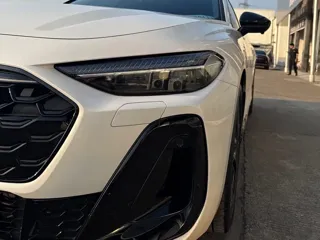 Audi A5L 2026 купить из Китая, цена 5 516 000 ₽ — Suifenhe Auto