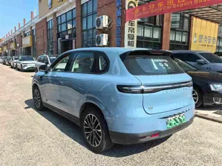 Leapmotor B10 2025 купить из Китая, цена 3 027 000 ₽ — Suifenhe Auto