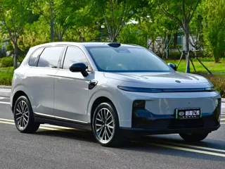 Leapmotor B10 2025 купить из Китая, цена 3 168 000 ₽ — Suifenhe Auto