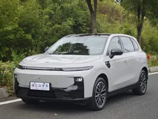 Leapmotor B10 2025 купить из Китая, цена 2 968 000 ₽ — Suifenhe Auto