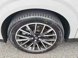 Leapmotor B10 2025 купить из Китая, цена 2 968 000 ₽ — Suifenhe Auto
