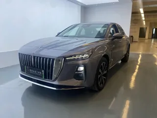 Hongqi H5 PHEV 2025