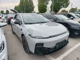 Leapmotor B01 2026 купить из Китая, цена 2 914 000 ₽ — Suifenhe Auto