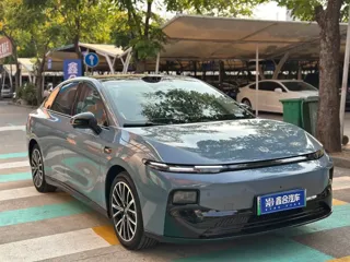Leapmotor B01 2025 купить из Китая, цена 2 950 000 ₽ — Suifenhe Auto