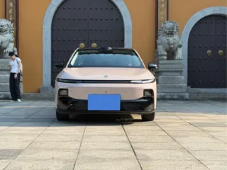 Leapmotor B01 2025 купить из Китая, цена 2 451 000 ₽ — Suifenhe Auto