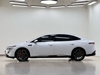 Nissan N7 2025 купить из Китая, цена 3 208 000 ₽ — Suifenhe Auto