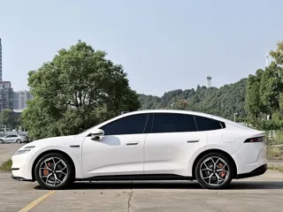 Changan Qiyuan A06 2025 купить из Китая, цена 4 024 000 ₽ — Suifenhe Auto